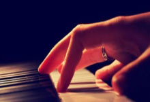 必赢体育：[足球之夜]20250306 青春风暴.